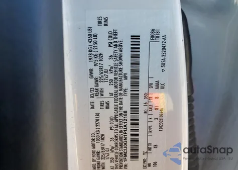 2023 Ford Escape Active z USA, uszkodzony, nr VIN 1FMCU0GN1PUA12188